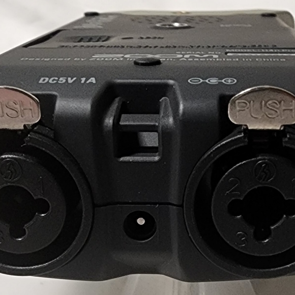 Zoom H4n Pro Professional Multitrack Sound Recorder. - Picture 5 of 6